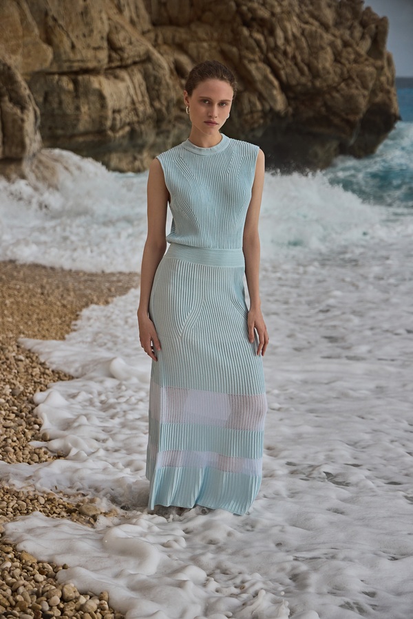 5 трендовых платьев для летнего отдыха, в которых не будет жарко. Фото 4