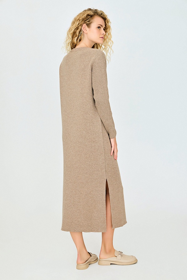 Комфортно и элегантно: 5 стильных моделей трикотажных платьев.Фото 5