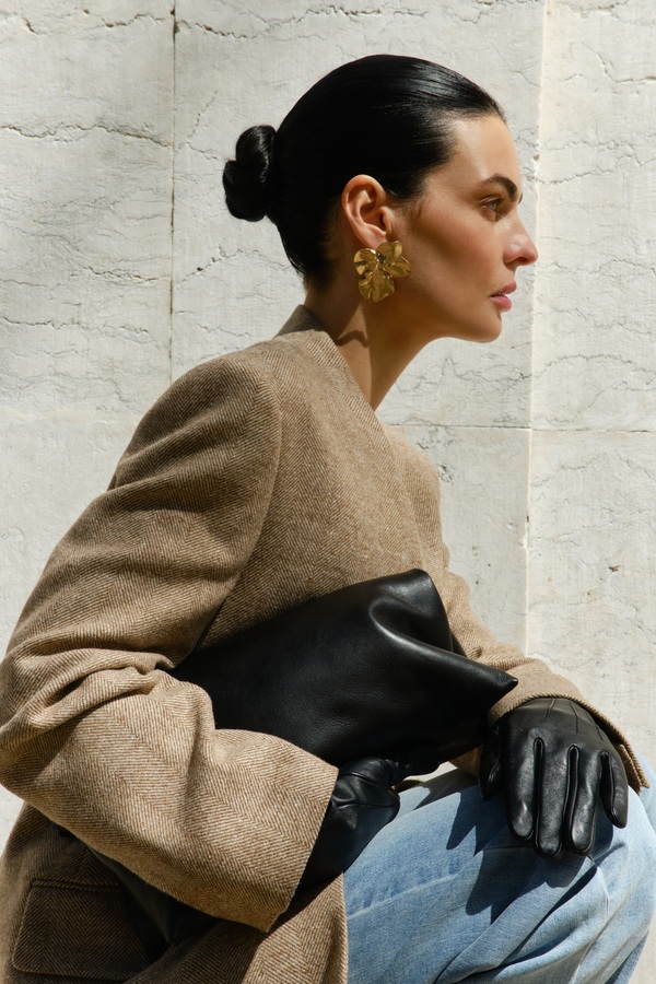 Главный силуэт осени-2025: почему мода снова влюбляется в строгость. Фото 3