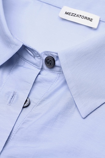 Блузка с коротким рукавом нежно-голубого цвета