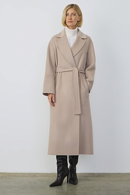Длинное пальто на поясе, пудровое