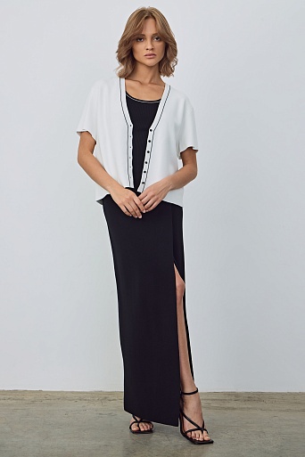 Топ-майка с контрастной отделкой, черный