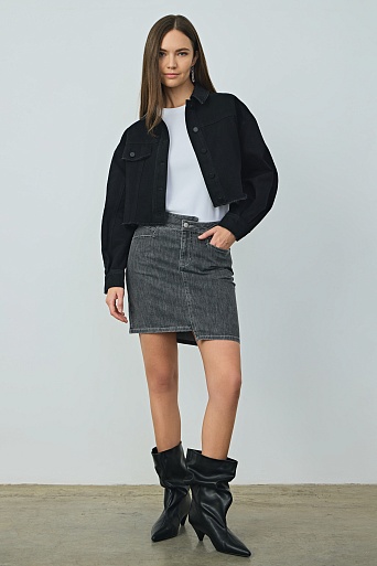 Укороченная джинсовая куртка, черная