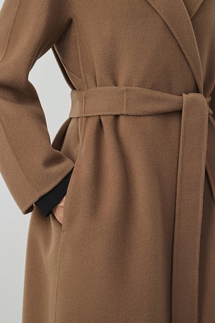 Пальто на поясе, коричневое
