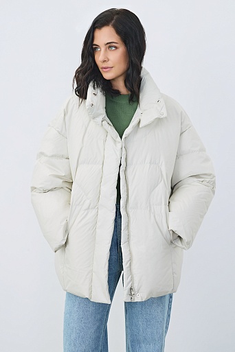 Пуховик с воротником-стойкой, белый