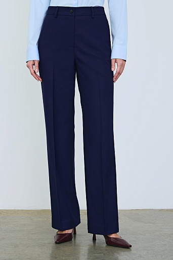 Прямые брюки со стрелками, темно-синие