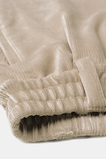 Зауженные вельветовые брюки на резинке, бежевые