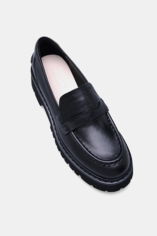 Лоферы на грубой подошве, черные