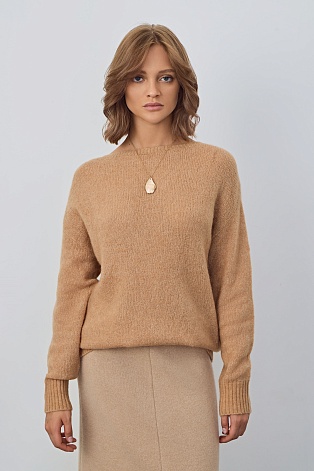Джемпер-оверсайз с вырезом-лодочкой, карамельный