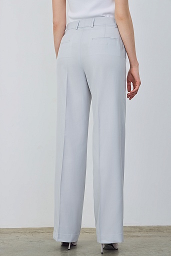 Прямые брюки со стрелками, светло-серые MARIA