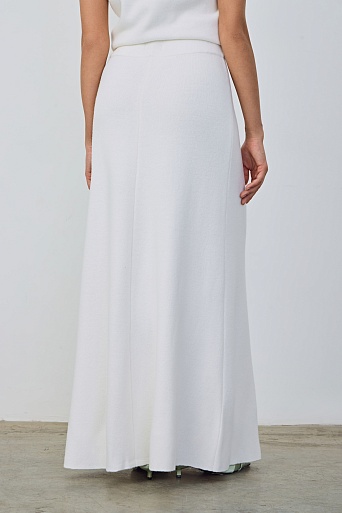 Трикотажная юбка-макси, белая
