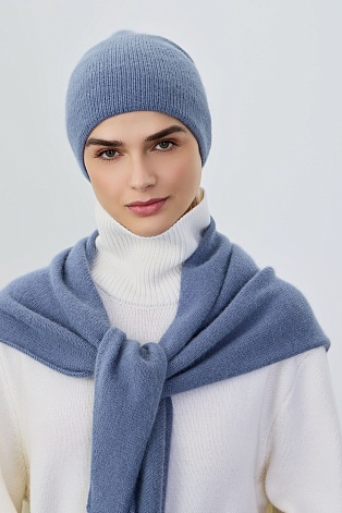 Шапка бини с ангорой, серо-голубая