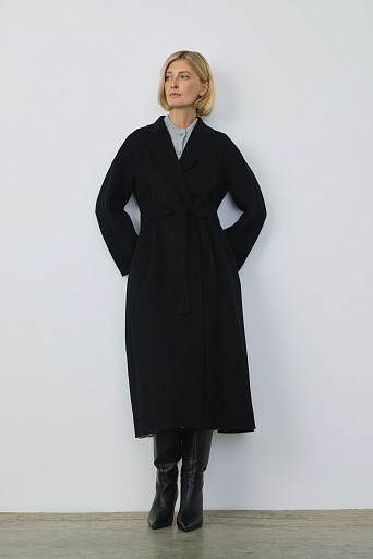 Пальто на поясе, черное