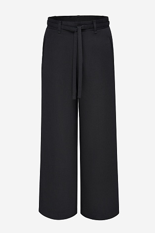 Широкие брюки с пояском, черные