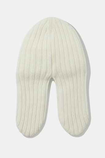 Шапка-ушанка в рубчик с ангорой, молочная