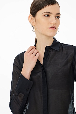 Черная полупрозрачная блузка