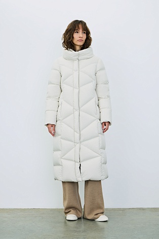 Длинный пуховик со стежкой треугольниками, белый