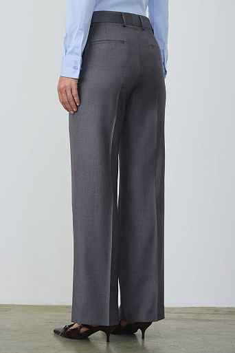 Прямые брюки со стрелками, серые MARIA
