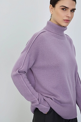 Свитер с декоративными швами с кашемиром, лавандовый