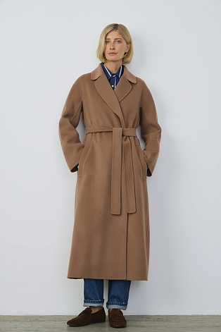 Длинное пальто на поясе, бежевое