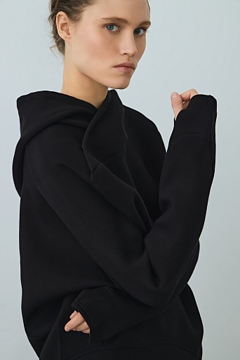 Худи с ассиметричным воротом, черное