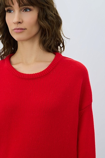 Джемпер оверсайз красного цвета
