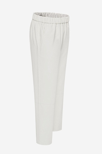 Белые брюки из экокожи