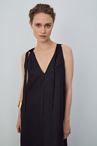 Свободное макси-платье с завязками, черное