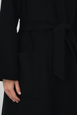 Пальто на поясе, черное