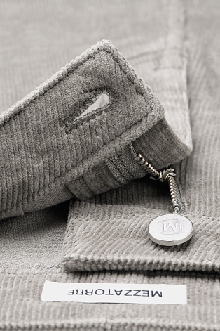 Зауженные вельветовые брюки, серые