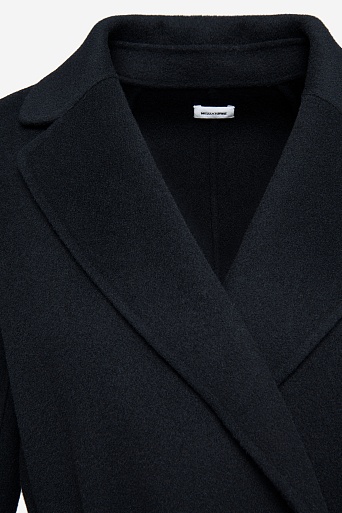 Пальто на поясе, черное