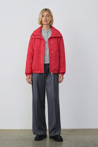 Пуховик с фигурной стежкой, красный