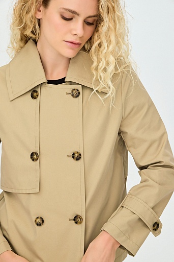 Укороченный тренч песочного цвета
