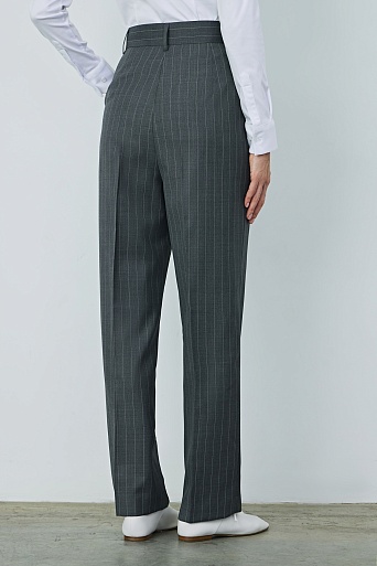 Прямые брюки в тонкую полоску, серые
