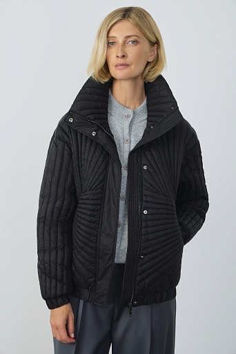 Пуховик с фигурной стежкой, черный