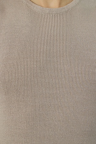 Длинное платье-лапша без рукавов, цвет овсяное молоко